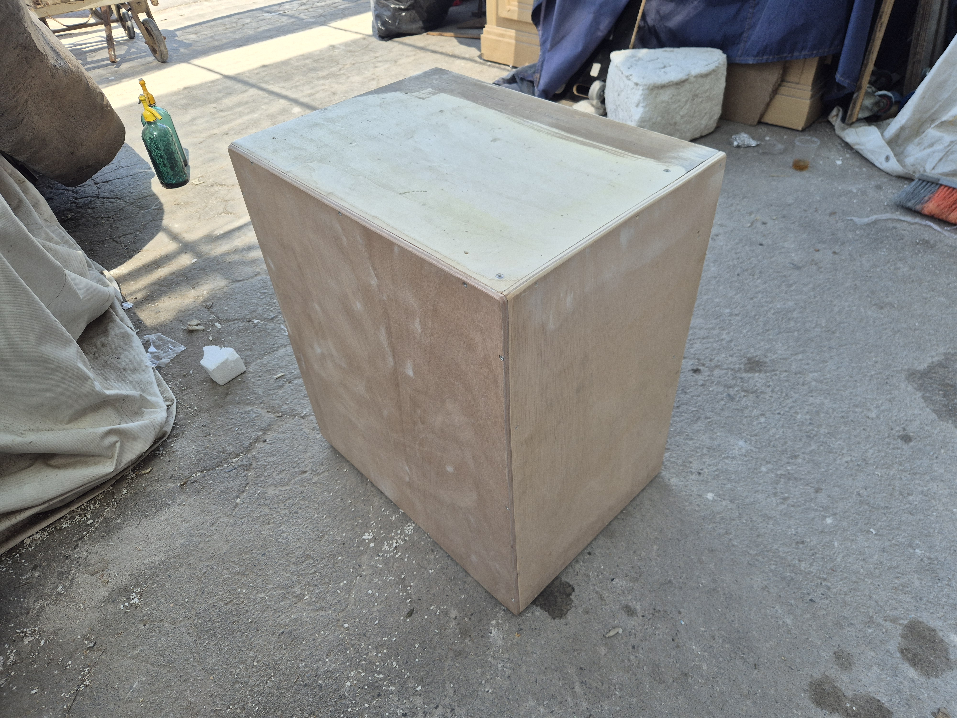 altavoz ficticio madera 110.5x52.5x50.5 63.5x55x55.5 63.5x55x40 1u